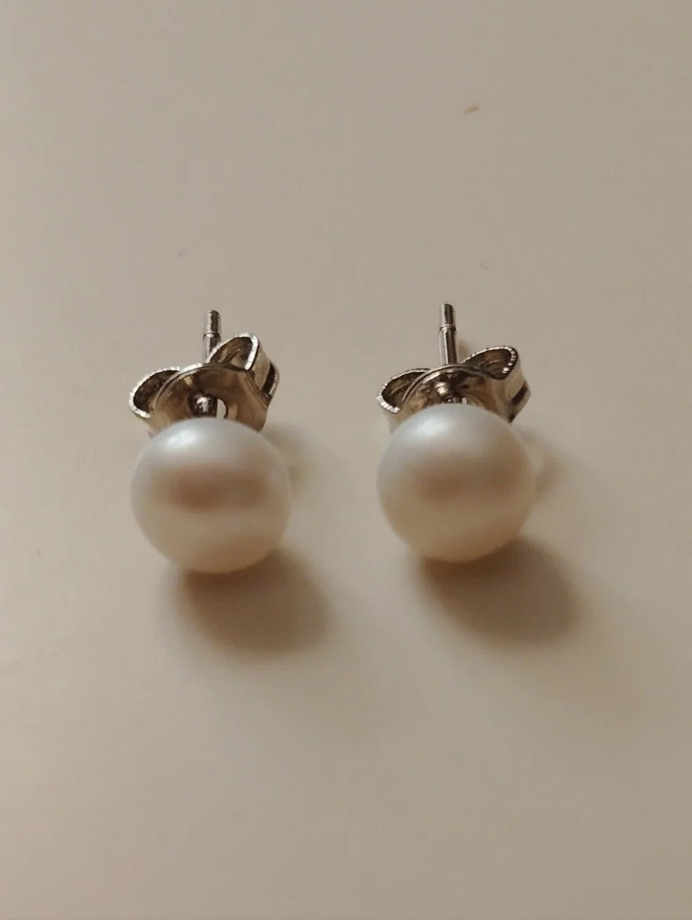 Estate 14k White Gold Natural Iridescent White 6/7mm Akoya Pearl Stud Earrings